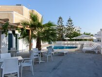 Iris Hotel