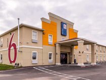 Motel 6 Jourdanton