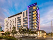 Holiday Inn Express & Suites Sunshine Coast