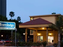 Travelodge by Wyndham Long Beach Convention Center