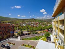 Sheraton Grand Tbilisi Metechi Palace