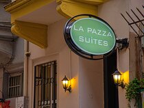 La Pazza Suites