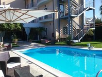 Gullo Hotel
