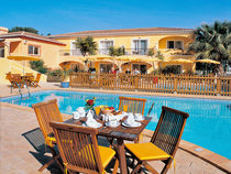 Costa d'Oiro Ambiance Village