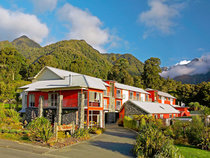 Distinction Fox Glacier Te Weheka Hotel