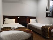 Australian Sunrise Lodge