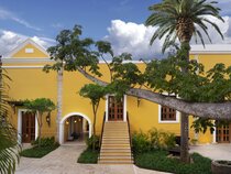 Hacienda Xcanatun by Angsana