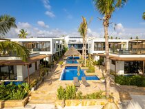 Toa Hotel & Spa