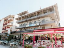Aqua Beachfront Elegant Hotel by Ammos Hotels & Villas