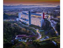 Le Eminence Puncak Hotel Convention & Resort