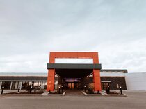 Coast Nisku Inn & Conference Centre