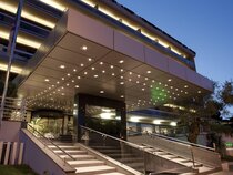 Courtyard by Marriott Rome Central Park Hotel