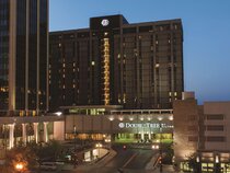DoubleTree by Hilton Hotel Omaha Downtown