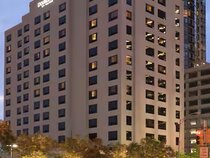 DoubleTree by Hilton Hotel & Suites Jersey City