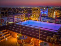 Novus City Hotel