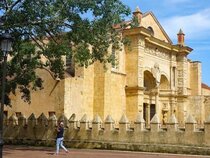 El Senorial Hotel