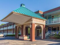 Motel 6 Groton