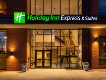Holiday Inn Express & Suites Charlotte South End