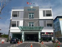 Hotel Adya Express Chenang