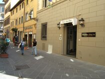 Nuova Italia