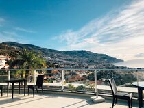 The Views Baía