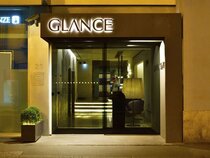 Glance Hotel