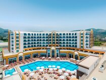 The Lumos Deluxe Resort Hotel and Spa