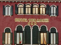 Tre Archi