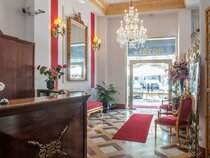 Adriano Hotel
