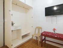 Flops Hostel
