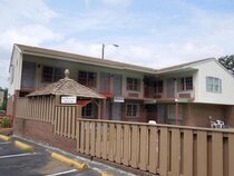 Capt. John Smith Inn