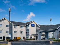 Baymont by Wyndham Gurnee