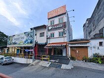 OYO 992 Red Orange Hotel Sdn Bhd Kuala Pilah