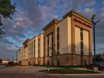 Hampton Inn & Suites Dallas/Plano Central