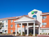 Holiday Inn Express & Suites Oroville Lake