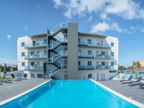 Whales Bay Hotel Apartments