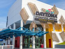 Super 8 by Wyndham Daytona Beach