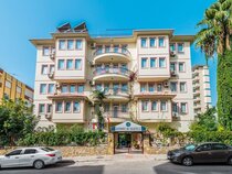 The S Apart & Suit Hotel