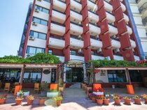 Sunday Beach Hotel