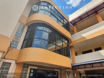 Jambrut Inn by ZUZU