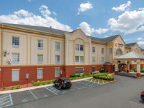 Comfort Suites Newark