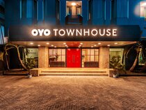 OYO Townhouse 2 Hotel Gunung Sahari