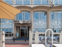 Hotel Beach Palace