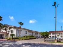 Motel 6 Baytown Tx Garth Rd