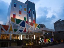 Zuri Express Mangga Dua