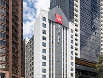 ibis Melbourne Hotel and Apartments