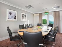 Hilton Cobham