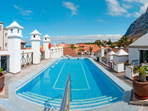 APARTAMENTOS Playa Calera