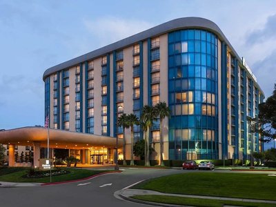 Embassy Suites Airport South San Francisco Angebot aufrufen