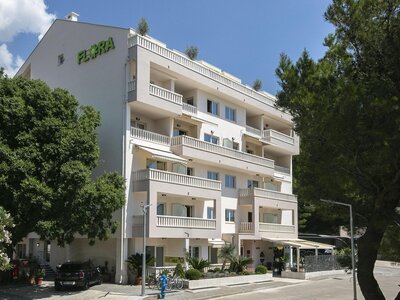 Flora Hotel Apartments Foto 9